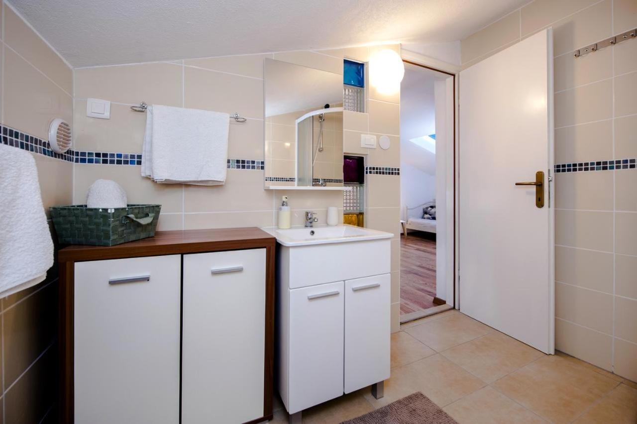 "Art House" Rovinj-Holiday, Holiday Home To Rent Rovinjsko Selo Εξωτερικό φωτογραφία